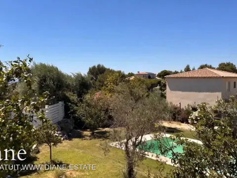 Belle maison, vue mer, piscine, depéndance