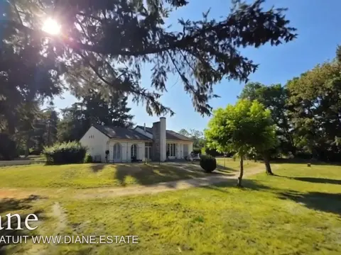 Belle propriété avec piscine et accès à la Loire