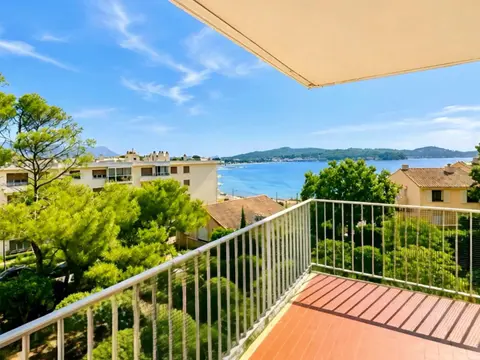 Appartement T3 avec terrasse vue mer, parking et cave !