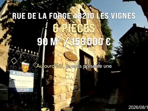 LES VIGNES – MAISON DE CARACTÈRE AVEC TERRASSE PANORAMIQUE ET TERRAINS EN BORD DE RIVIÈRE