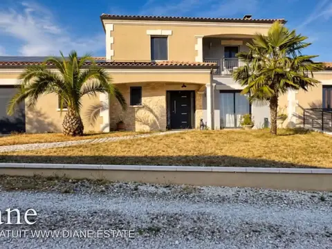 Belle Villa avec piscine et seconde maison 
