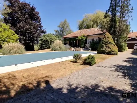 VENDUE - Maison de campagne au coeur de la campagne Genevoise