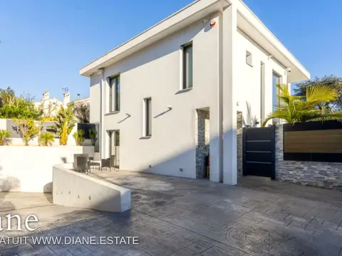 Toulon, Cap Brun - Villa contemporaine proche de la mer
