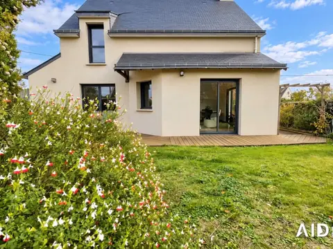 Élégante maison contemporaine proche Golfe