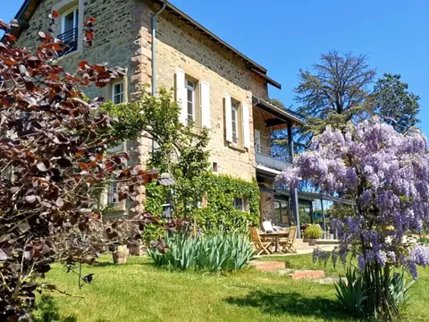 Maison de maître de 1880 - 320 m² - parc 1 Ha