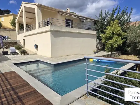 Belle villa Type T4 - piscine et garage - vue mer et village