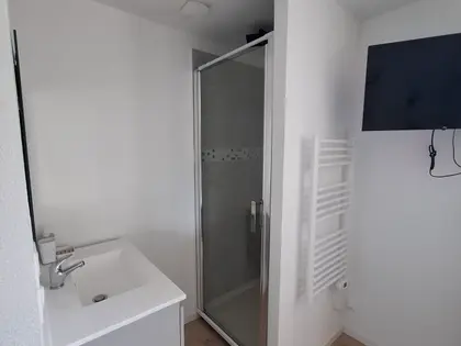 Immeuble de rapport centre de Néris les Bains (03) (10)