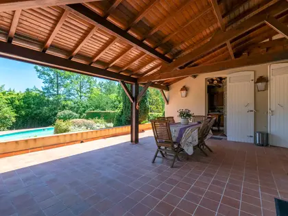 Maison périgourdine de prestige au coeur de Montpon Menesterol (9)