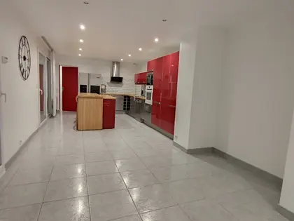 Maison entièrement rénovée  (16)