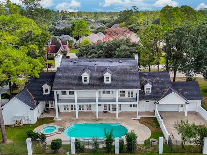 2229 Cedarwoods Place where fine architecture, spacious multi-level living, and resort-style amenities create a dream home.  (5)