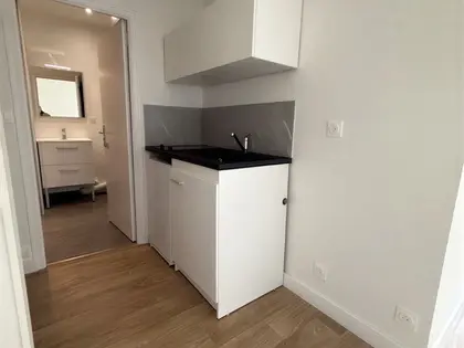 Studio transformé en T2 (1)