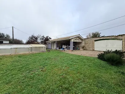 Maison de charme en pierre  (9)