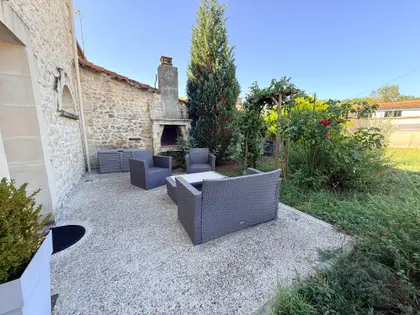 Maison de charme en pierre  (2)