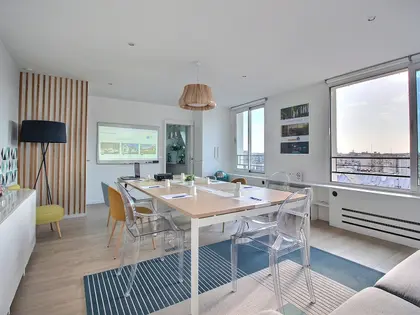 SALLE DE RÉUNION UNE MAISON BLEUE (8)