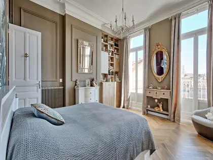 TOULON OPERA - Appartement 6 pièces 4 chambres 186 m² (17)