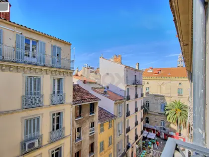 TOULON SUPERBE APPARTEMENT DE 170M CAVE ET CHAMBRE DE BONNE (8)