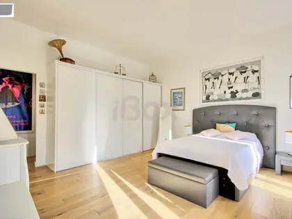 TOULON SUPERBE APPARTEMENT DE 170M CAVE ET CHAMBRE DE BONNE (9)