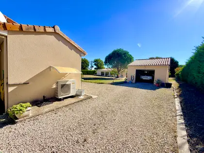 Maison de 16 m2 avec piscine chauffée   (12)