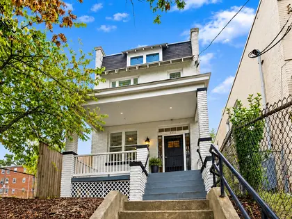 Luxury Single-Family Home For Rent (5)