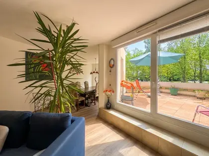 Terrasse, parking, verdure et DPE excellent ! (7)