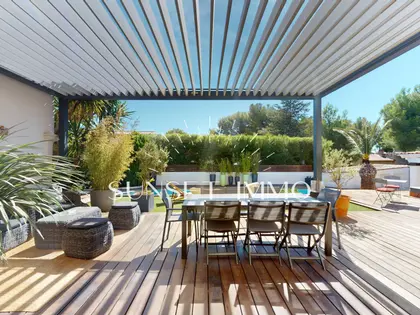 Superbe villa dans parc privé (7)