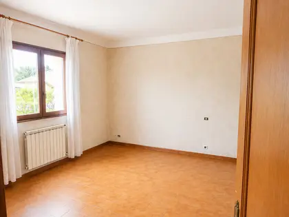 Sanary-sur-Mer – Villa familiale avec jardin, garage et fort potentiel (4)
