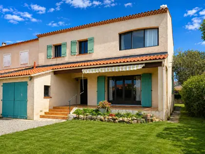 Sanary-sur-Mer – Villa familiale avec jardin, garage et fort potentiel (9)