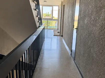 Charmant studio avec loggia à 600 mètres des plages (4)