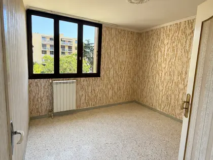 Aux portes de Six Fours les Plages très belle appartement T3 de 65 m2 (9)