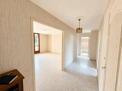 Aux portes de Six Fours les Plages très belle appartement T3 de 65 m2 (3)