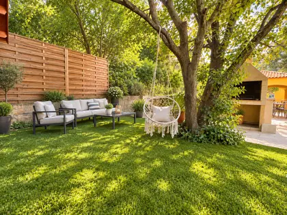 Villa with Pool & Cathedral Views (20)