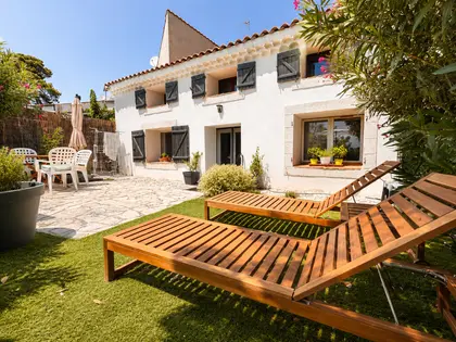 Maison de Caractère avec Jardin (3)