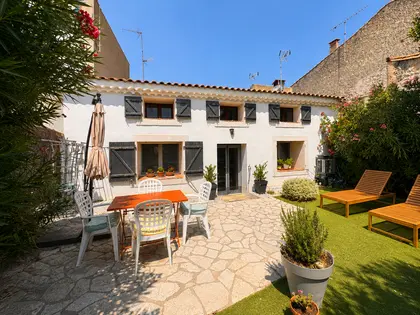 Maison de Caractère avec Jardin (8)