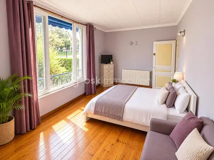Maison de 320 m² à Le Coudray-Montceaux (10)