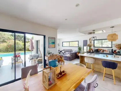 Maison à vendre 4 pièces • 136 m2 (14)