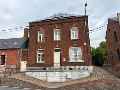 Maison de maître entièrement rénovée et lumineuse  (20)