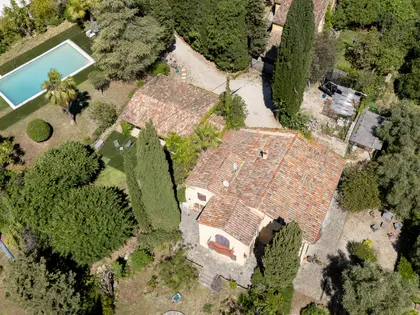 PROPRIÉTÉ ÉQUESTRE À GRASSE LIMITE MOUANS-SARTOUX (11)