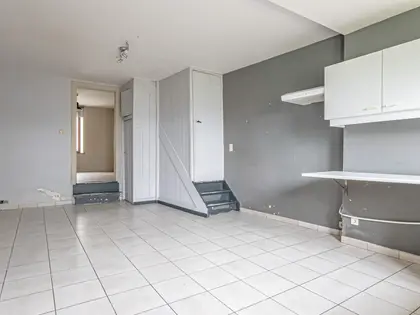 Maison à rénover avec jardin et atelier  (3)