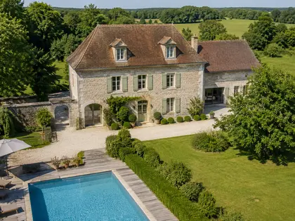 Belle batisse  (2)