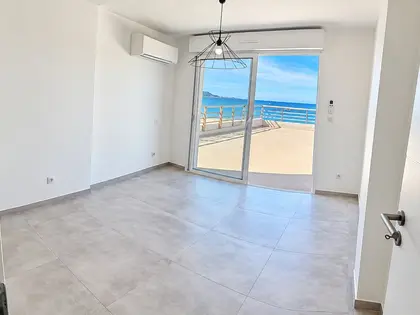 Appartement pied dans l'eau _  Terrasse 100 m²  (9)