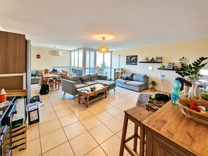 Appartement T3 rénové à Cadenet – 85,30 m² (11)