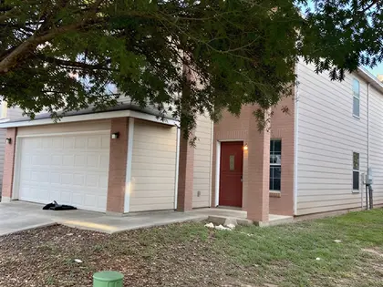 Renovated 4 Bed Home Near UTSA (14)