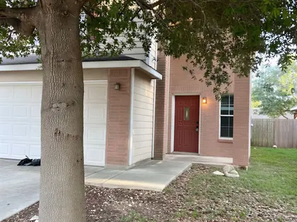Renovated 4 Bed Home Near UTSA (13)