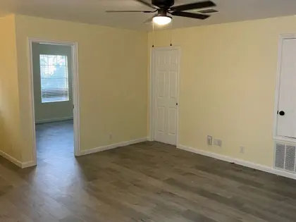 Renovated 4 Bed Home Near UTSA (4)
