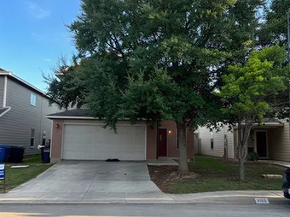 Renovated 4 Bed Home Near UTSA (11)