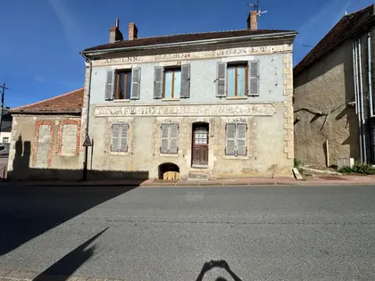 Maison familiale La Selle sur le Bied (21)
