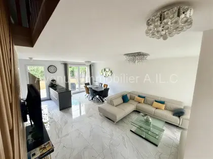 MAISON CONTEMPORAINE DE 2012. 4 CHAMBRES (9)