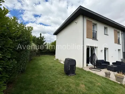 MAISON CONTEMPORAINE DE 2012. 4 CHAMBRES (18)