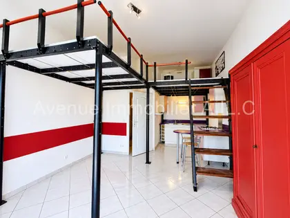 STUDIO/MEZZANINE  AVEC PARKING PRIVE. CENTRE VILLE DE MEAUX. (6)