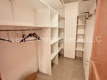 Maison de 2004 130 m².4 chambres. Proche commerces. MEAUX; (11)